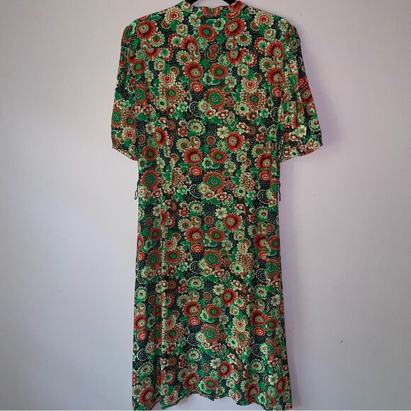 Untuckit Size 12 Floral Green and Red Midi Dress Button Up Short Sleeve - Picture 6 of 8